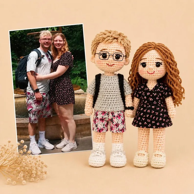 Personalized Vacation Couple Crochet Dolls From Photo – Custom Travel Memory Gift
